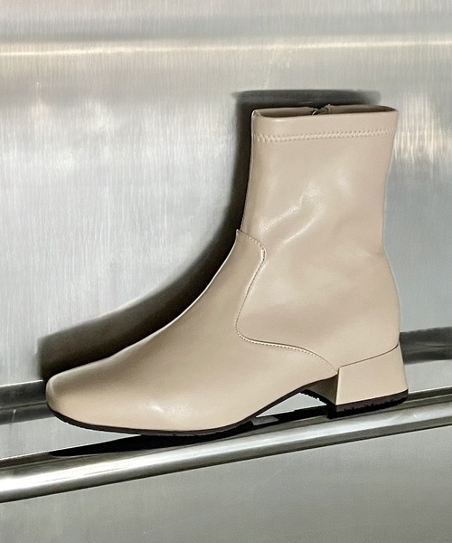 HIMIKO（ヒミコ）の「【HIMIKO】【撥水】ストレッチブーツ/650407（ブーツ・レディース・アイボリー/ブラック・23.5cm/23.0cm/22.5cm/22.0cm/21.5cm/26.5cm/26.0cm/25.5cm/25.0cm/24.5cm/24.0cm）」の19枚目の写真