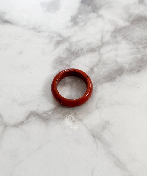 yu-ka(ユーカ)の「YU-KA:マーブルカラーレジンリング marble color resin ring(リング・レディース・ブルー/ゴールド/ライトグリーン/クリア/レッド系その他/グリーン/ブラウン/グレー/ホワイト/ブラック/ピンク/ライトピンク・FREE)」の10枚目の写真