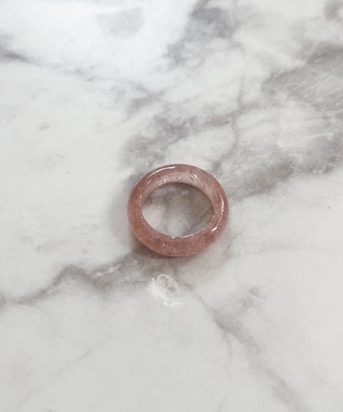 yu-ka(ユーカ)の「YU-KA:マーブルカラーレジンリング marble color resin ring(リング・レディース・ブルー/ゴールド/ライトグリーン/クリア/レッド系その他/グリーン/ブラウン/グレー/ホワイト/ブラック/ピンク/ライトピンク・FREE)」の19枚目の写真