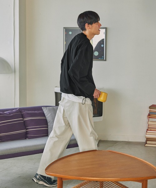 THE CRAFT CREW PRODUCTS（ザクラフトクループロダクツ）の「【セットアップ対応】マルチファンクショナル テックファブリック ドローコード ビッグシルエット クルーネックポケット長袖Tシャツ【THE CRAFT CREW PRODUCTS】（Tシャツ/カットソー・メンズ・ネイビー/モカ/ブラウン/グレー/ブラック/ブルーグリーン・S/M/L）」の18枚目の写真