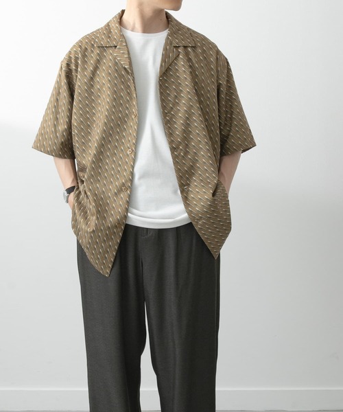 ITEMS URBANRESEARCH（アイテムズ アーバンリサーチ）の「ジオメトリックプリントオープンカラーシャツA（シャツ/ブラウス・メンズ・オフホワイト/ベージュ/ネイビー・LARGE/MEDIUM）」の19枚目の写真