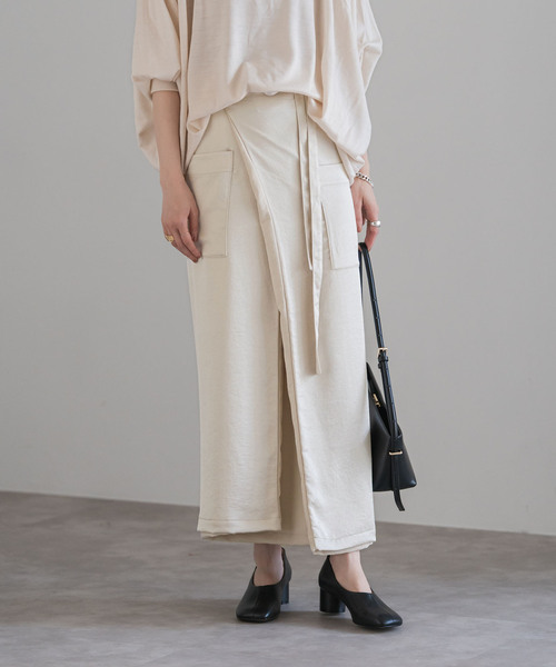 COGTHEBIGSMOKE（コグザビッグスモーク）の「COG THE BIGSMOKE/コグザビッグスモーク MINA DOUBLE WRAP SKIRT（スカート・レディース・ブラック/アイボリー・FREE）」の19枚目の写真