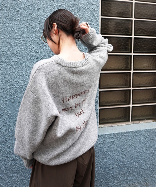 gossara（ゴサラ）の「手書き風ロゴPO（ニット/セーター・レディース・ネイビー/アイボリー/杢グレー・FREE）」の9枚目の写真