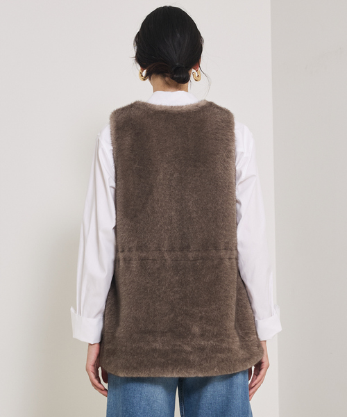 qualite（カリテ）の「ミンクライクファージレ/秋服/冬服/ファーベスト（ベスト・レディース・アイボリー/グレー系その他・フリー）」の14枚目の写真