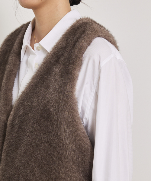 qualite（カリテ）の「ミンクライクファージレ/秋服/冬服/ファーベスト（ベスト・レディース・アイボリー/グレー系その他・フリー）」の16枚目の写真