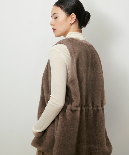 qualite（カリテ）の「ミンクライクファージレ/秋服/冬服/ファーベスト（ベスト・レディース・アイボリー/グレー系その他・フリー）」の21枚目の写真