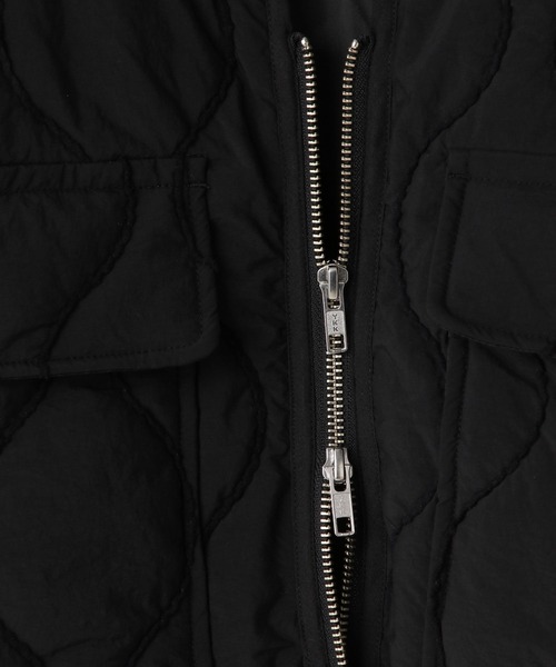 LOWRYS FARM（ローリーズファーム）の「キルティングショートブルゾン 579773（ブルゾン・レディース・グリーン/アイボリー/ブラック・FREE）」の7枚目の写真