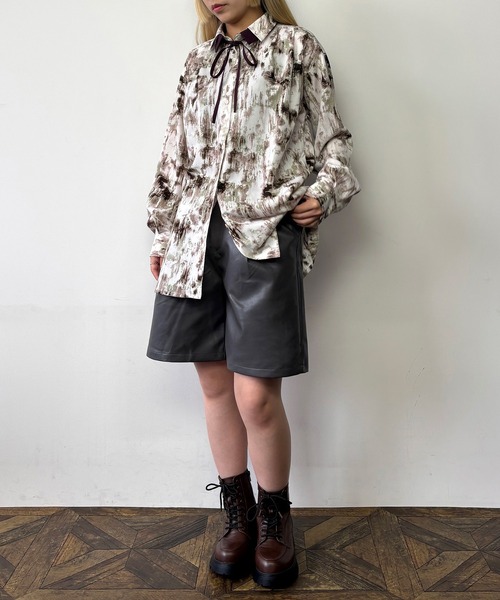 NICOLE CLUB（ニコル　クラブ）の「ハイウエストハーフパンツ（その他パンツ・レディース・ブラウン/チャコールグレー・MEDIUM）」の11枚目の写真