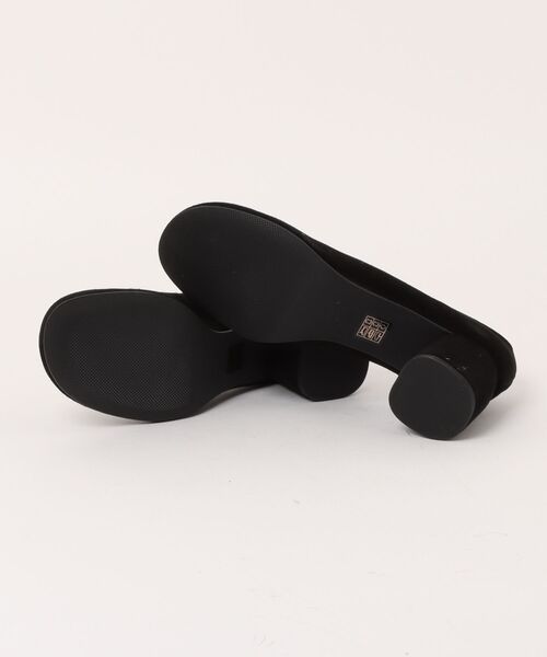 ANGEL ALARCON（アンヘルアラルコン）の「【ANGEL ALARCON】オブリークトウチャンキーヒールパンプス(D51102)（パンプス・レディース・ブラック/ブラック系その他・38/37/36/35）」の4枚目の写真