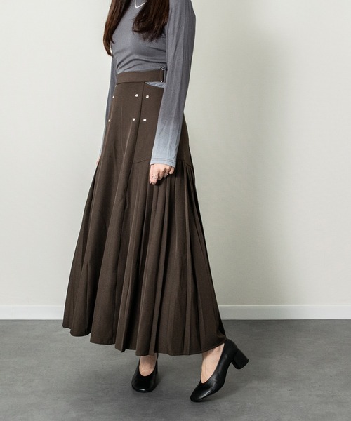 ANGEL ALARCON（アンヘルアラルコン）の「【ANGEL ALARCON】オブリークトウチャンキーヒールパンプス(D51102)（パンプス・レディース・ブラック/ブラック系その他・38/37/36/35）」の11枚目の写真