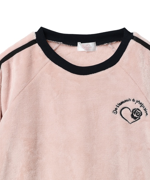 Amourire girl（アムリールガール）の「ラムフリース 袖リボンチュニックプルオーバー（スウェット・キッズ・ピンク/オフホワイト・160cm/150cm/140cm/130cm）」の15枚目の写真