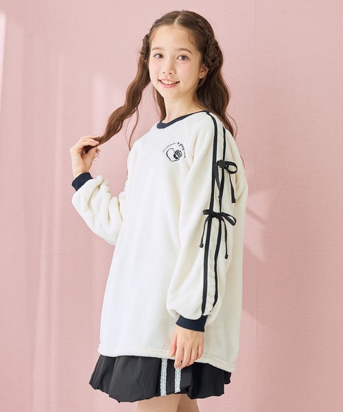 Amourire girl（アムリールガール）の「ラムフリース 袖リボンチュニックプルオーバー（スウェット・キッズ・ピンク/オフホワイト・160cm/150cm/140cm/130cm）」の22枚目の写真