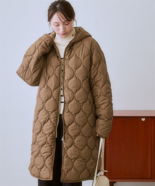 nissen（ニッセン）の「2WAYウェーブキルト裏ボアフーデットコート＜大きいサイズ有＞（その他アウター・レディース・モカ/チャコールグレー/ブラック/カーキ・S/M/L/LL/3L）」の3枚目の写真