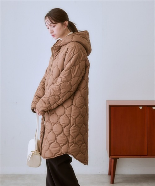 nissen（ニッセン）の「2WAYウェーブキルト裏ボアフーデットコート＜大きいサイズ有＞（その他アウター・レディース・モカ/チャコールグレー/ブラック/カーキ・S/M/L/LL/3L）」の14枚目の写真