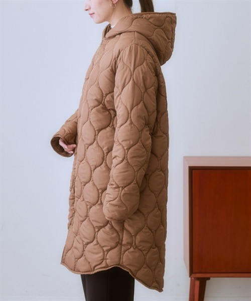 nissen（ニッセン）の「2WAYウェーブキルト裏ボアフーデットコート＜大きいサイズ有＞（その他アウター・レディース・モカ/チャコールグレー/ブラック/カーキ・S/M/L/LL/3L）」の22枚目の写真