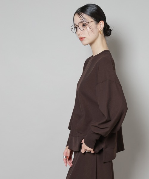 NANO universe(ナノユニバース)の「サカリバカットワイドクルーネックトップス(セットアップ可)(Tシャツ/カットソー・レディース・ブラック/ブラウン/ベージュ・FREE)」の13枚目の写真