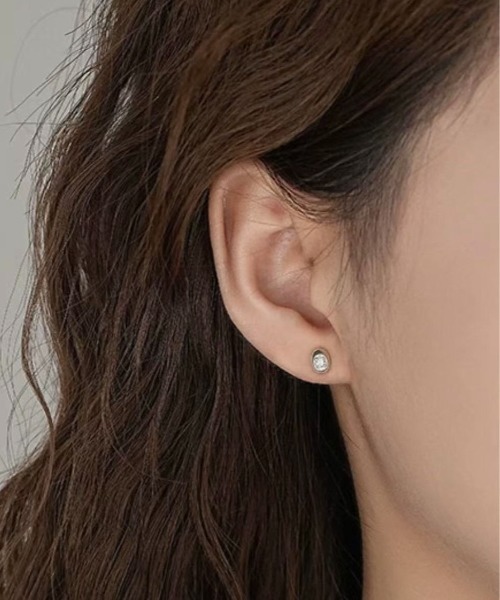 Burner（バーナー）の「【blatto 925silver】シルバー925　ビーンデザイン ミニマルピアス esm-pierce-23-15【RBTS】（ピアス（両耳用）・レディース・ゴールド系その他/シルバー・FREE）」の2枚目の写真