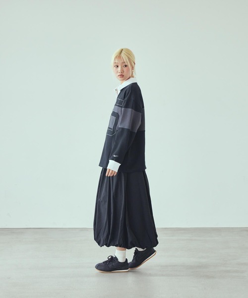 NIKE（ナイキ）の「ナイキ コルテッツ テキスタイル ウィメンズシューズ / Nike Cortez Textile Women's Shoes IM8052-010 Black（スニーカー・レディース・ブラック・23.5/22/22.5/23/24/24.5/25/25.5/26）」の2枚目の写真