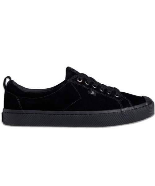Kinetics(キネティクス)の「CARIUMA OCA LOW SUEDE(カリウマ オカ ロー スエード)(スニーカー・レディース・ワイン系/ブラック系/ブラウン系・23cm/24cm/25cm/26cm/27cm/28cm)」の2枚目の写真