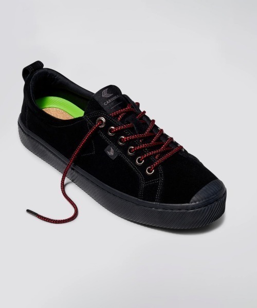 Kinetics(キネティクス)の「CARIUMA OCA LOW SUEDE(カリウマ オカ ロー スエード)(スニーカー・レディース・ワイン系/ブラック系/ブラウン系・23cm/24cm/25cm/26cm/27cm/28cm)」の4枚目の写真