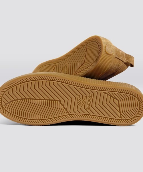 Kinetics(キネティクス)の「CARIUMA OCA LOW SUEDE(カリウマ オカ ロー スエード)(スニーカー・レディース・ワイン系/ブラック系/ブラウン系・23cm/24cm/25cm/26cm/27cm/28cm)」の14枚目の写真