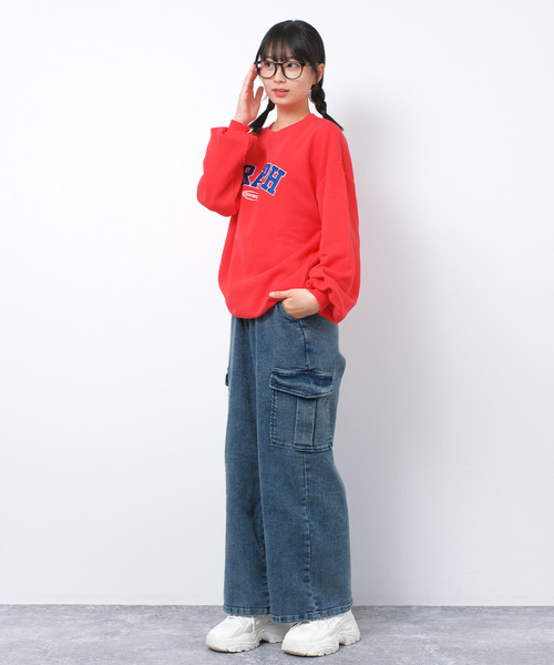 RiCO SUCRE（リコシュクレ）の「【裏起毛】ベロアワッペントレーナー（スウェット・キッズ・ブラック/オートミール/レッド・160/150/140）」の9枚目の写真