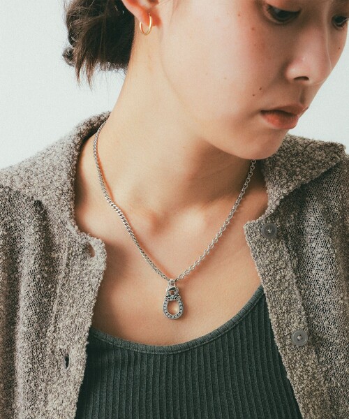 BILL WALL LEATHER（ビルウォールレザー）の「【EXCLUSIVE】PN1019 - Horseshoe with C.Z.（ネックレス・レディース・その他・ONE SIZE）」の2枚目の写真