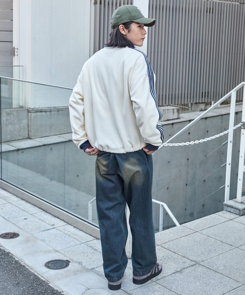 KANGOL（カンゴール）の「KANGOL/カンゴール 別注 <帯電防止/抗ピリング> ロゴ刺繍 ドロスト 配色 オーバーサイズ ボアフリース ハーフジップ スウェット（スウェット・メンズ・ブラック/アイボリー/チャコール/ブラウン/ネイビー/ワイン・M/L）」の13枚目の写真