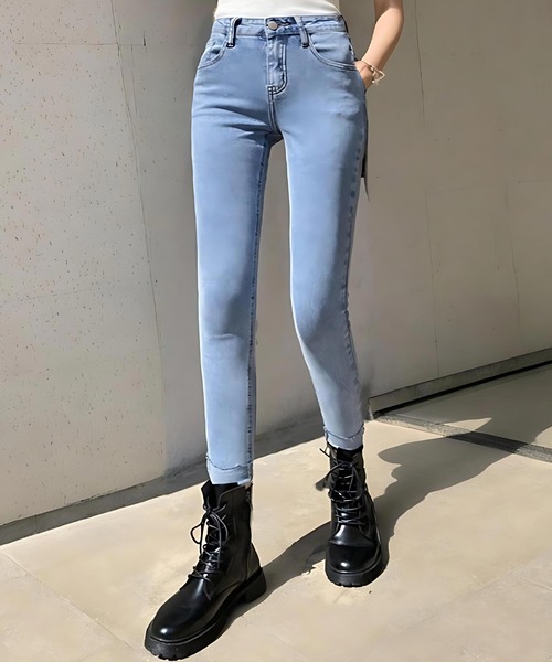 cammie(キャミー)の「ストレッチデニムパンツ(デニムパンツ・レディース・ライトブルー/インディゴブルー/ダークグレー・M/L)」の14枚目の写真