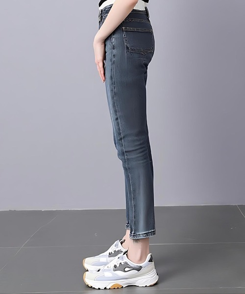 cammie(キャミー)の「ストレッチデニムパンツ(デニムパンツ・レディース・ライトブルー/インディゴブルー/ダークグレー・M/L)」の19枚目の写真