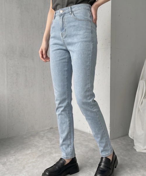 cammie(キャミー)の「ストレッチデニムパンツ(デニムパンツ・レディース・ライトブルー/インディゴブルー/ダークグレー・M/L)」の10枚目の写真
