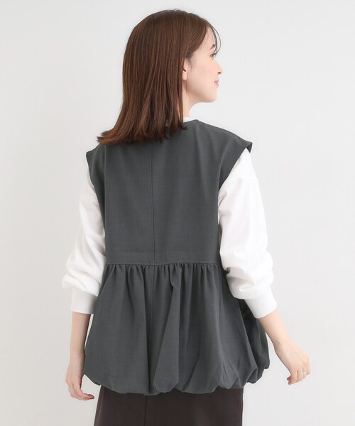SHOO・LA・RUE（シューラルー）の「【S-LL】美シルエット 裾バルーンシルエットジレ（ベスト・レディース・ダークブラウン/チャコールグレー・01/02/03/04）」の15枚目の写真