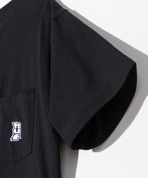 HUF（ハフ）の「HUF MEGABLAST S/S POCKET TEE ハフ 胸ポケット メガブラスト ロゴ刺繍 Tシャツ（Tシャツ/カットソー・メンズ・ブラック・SMALL/MEDIUM/LARGE/X-LARGE）」の6枚目の写真