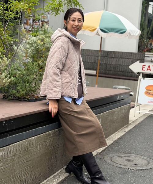 MICO COULIER（ミコクリエ）の「《リバーシブル》パネトレーションファーキルトジャケット（ブルゾン・レディース・ブラウン/グレイッシュベージュ・38）」の13枚目の写真