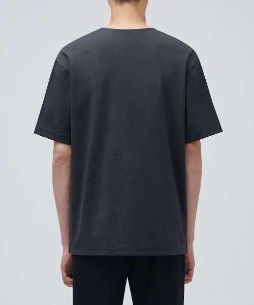 MUSINSA STANDARD（ムシンサスタンダード）の「ポンテリラックスフィットクルーネックTシャツ[ダークグレー]（Tシャツ/カットソー・メンズ・その他・X-LARGE/XX-LARGE/SMALL/MEDIUM/LARGE）」の2枚目の写真