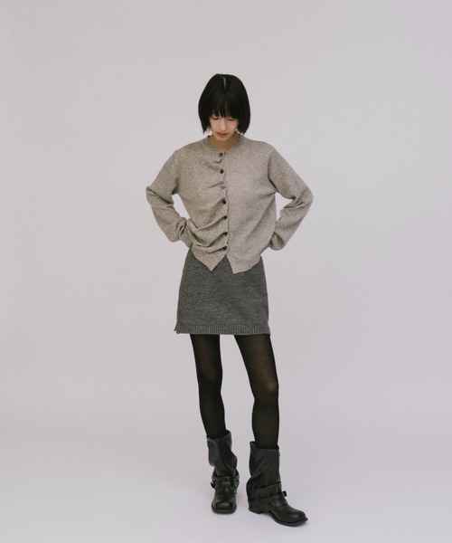 duei(デュイ)の「フロントタックカーディガン(カーディガン/ボレロ・レディース・チャコールグレー/グレイッシュベージュ・FREE)」の19枚目の写真