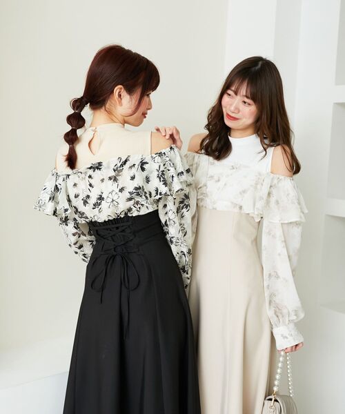 MAJESTIC LEGON(マジェスティックレゴン)の「ウエストきゅっとフリルワンピース(ワンピース・レディース・ブラック系その他/グレー/ブラック/ベージュ/ブラウン系その他2・LARGE/MEDIUM/SMALL/X-SMALL)」の16枚目の写真
