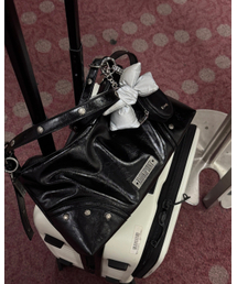 KHAKIPOINT（カーキポイント）の「Stud Shoulder Bag (black)（ショルダーバッグ）」