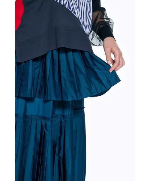 ENFOLD(エンフォルド)の「SOLOTEXサテン プリーツスカート(スカート・レディース・ブラック/ターコイズブルー・38/36)」の8枚目の写真