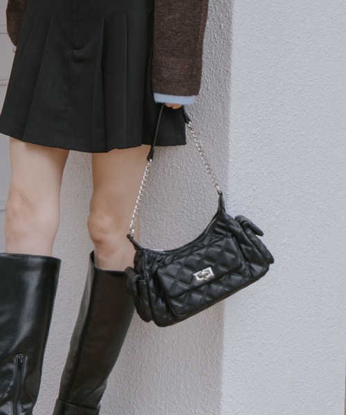 archives（アルシーヴ）の「キルトポケットバッグ（ショルダーバッグ・レディース・アイボリー/ブラック/ワイン・FREE）」の5枚目の写真