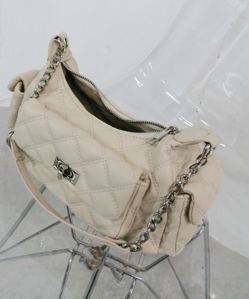 archives（アルシーヴ）の「キルトポケットバッグ（ショルダーバッグ・レディース・アイボリー/ブラック/ワイン・FREE）」の15枚目の写真