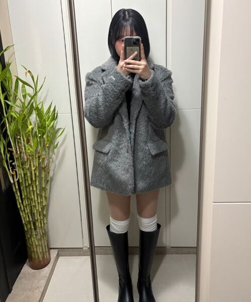 Vivacious(ビバシャス)の「Elizabeth Boucle Blazer GREY(その他アウター・レディース・グレー・FREE)」の2枚目の写真