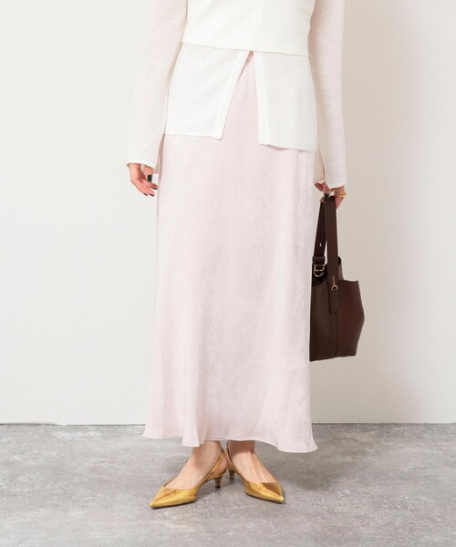 NOLLEY’S Sophi（ノーリーズソフィ）の「《手洗い可能》モヘヤ混片畦ミディ丈Cネックカーディガン（カーディガン/ボレロ・レディース・ネイビー/ホワイト/クリーム・38）」の8枚目の写真