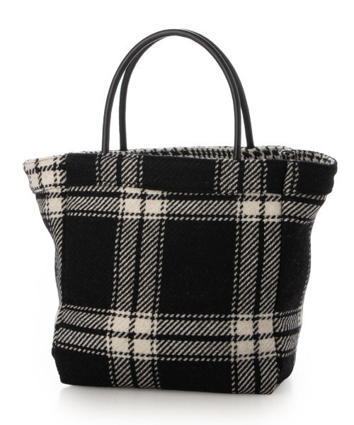 cache cache(カシュ カシュ)の「VERYコラボ カシュカシュ cachecache / ウールリバーシブルチェックトートバッグ(トートバッグ・レディース・レッド/ブラック・FREE)」の3枚目の写真