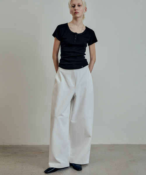 LMOOD(エルムード)の「(W) ビクター ワイド コットンパンツ ホワイト(その他パンツ・レディース・その他・36)」の2枚目の写真