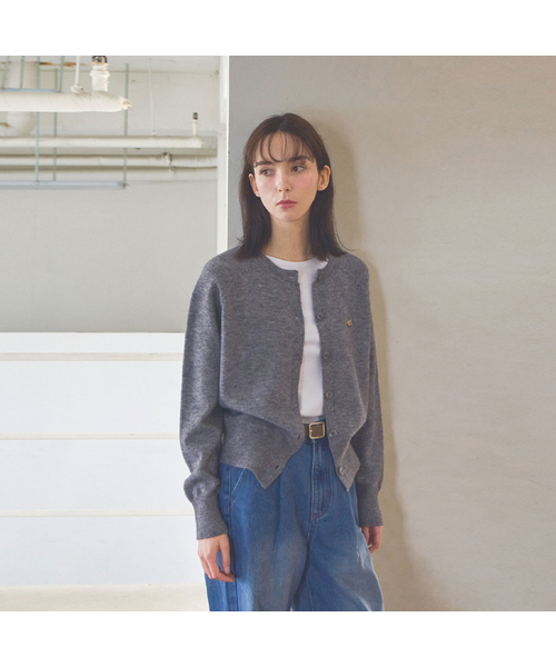 SLOWLOLLI(スローローリ)の「Comfort button knit cardigan_3 Colors(カーディガン/ボレロ・レディース・ブラック/グレー/ブラウン・FREE)」の1枚目の写真