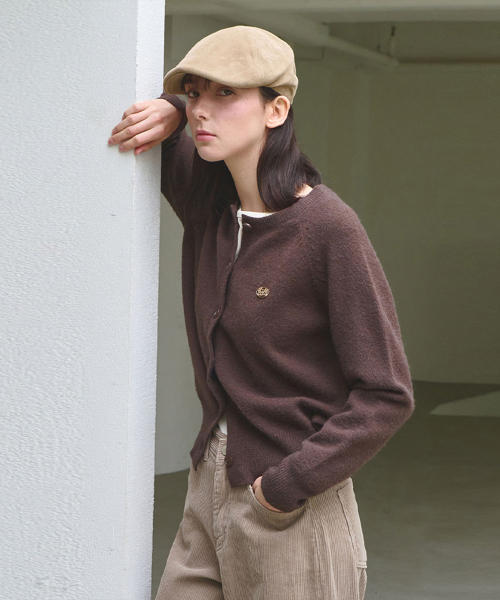 SLOWLOLLI(スローローリ)の「Comfort button knit cardigan_3 Colors(カーディガン/ボレロ・レディース・ブラック/グレー/ブラウン・FREE)」の5枚目の写真