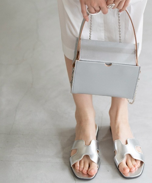 TIDEWAY（タイドウェイ）の「TIDEWAY vanityboxbag タイドウェイ バニティボックスバッグ（ハンドバッグ・レディース・シルバー/ブラック・FREE）」の4枚目の写真