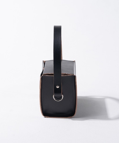 TIDEWAY（タイドウェイ）の「TIDEWAY vanityboxbag タイドウェイ バニティボックスバッグ（ハンドバッグ・レディース・シルバー/ブラック・FREE）」の14枚目の写真