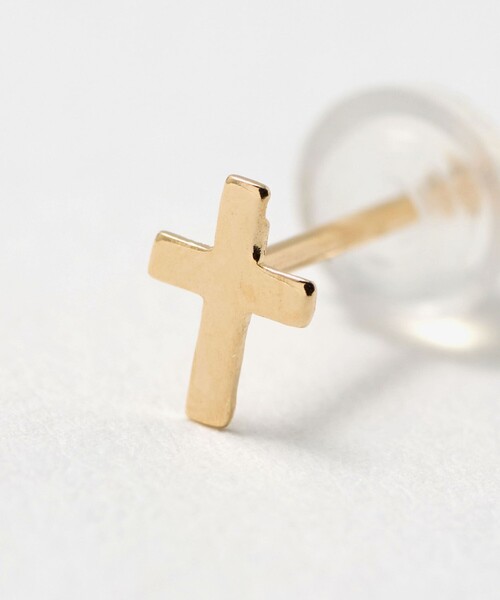 BEAUTY&YOUTH UNITED ARROWS(ビューティーアンドユースユナイテッドアローズ)の「K18 クロス ピアス(ピアス(両耳用)・レディース・ゴールド・FREE)」の5枚目の写真